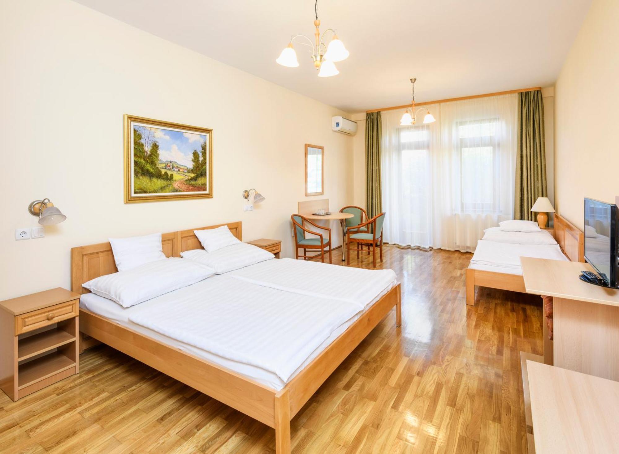Ametiszt Hotel Harkány Exteriér fotografie