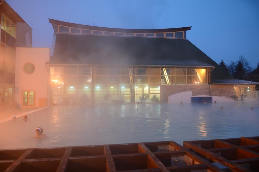 Ametiszt Hotel Harkány Exteriér fotografie