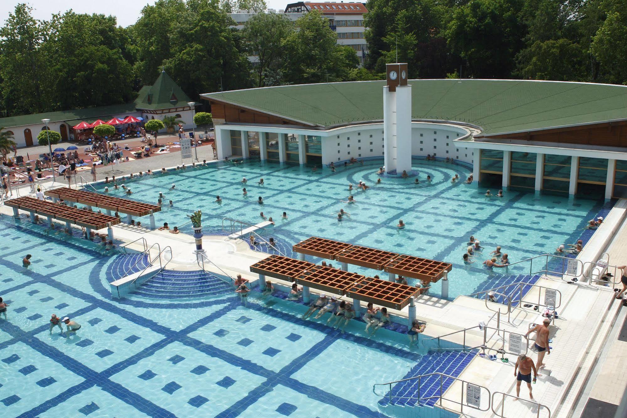 Ametiszt Hotel Harkány Exteriér fotografie